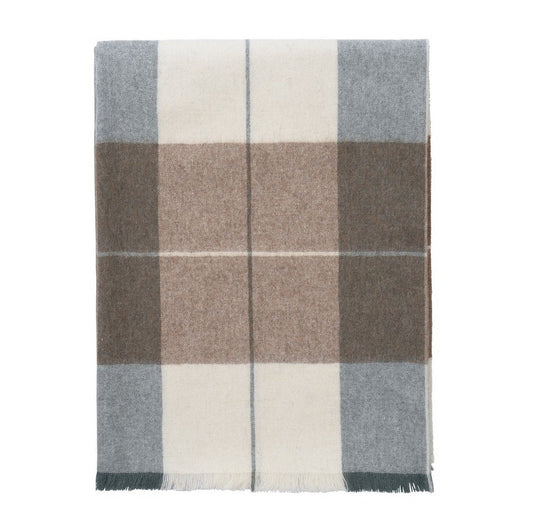 Elvang Denmark Scotch Throw In Green In 50% Alpaca & 40% Sheep Wool 130x190cm