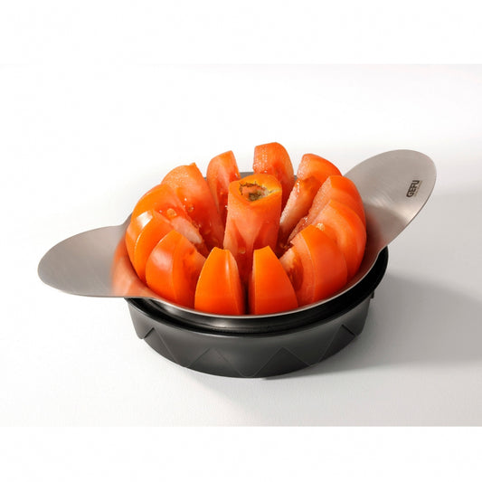 Gefu Tomato And Apple Cutter Pomo Design In Stainless Steel